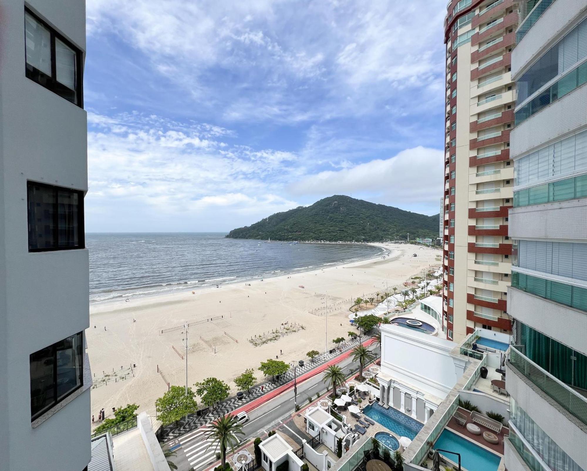 Апартаменты Excelente Ap Pe Na Areia Vista Mar Балнеариу-Камбориу Экстерьер фото